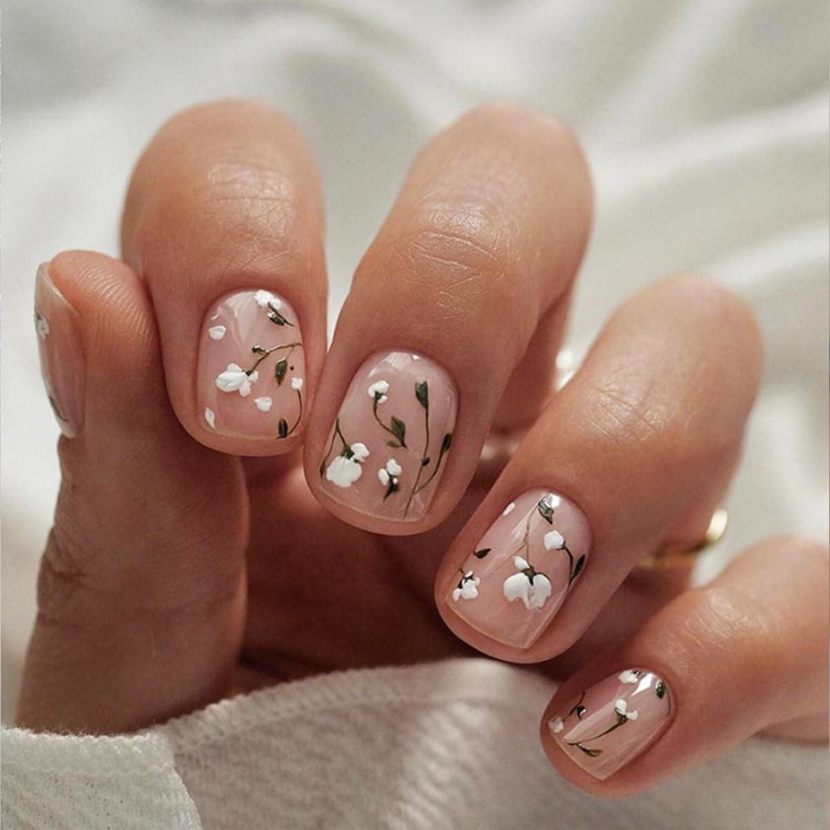 144 Pcs Press on Nails Short Square Fake Nails Flower False Nails with Designs Spring Summer Floral Glue on Nails Full Cover Glossy Acrylic Stick on Nail for Women Manicure 6 Packs