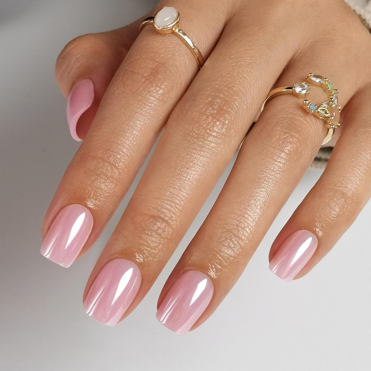 SHANGMENG Pink Chrome Press on Nails Square - Soft Gel Press on Nails Short for Women Gift, Glossy Stick on Nails with Glue in 16 Sizes - 32 Reusable Fake Nails, Aurora Light Pink | Premium Nail Wraps